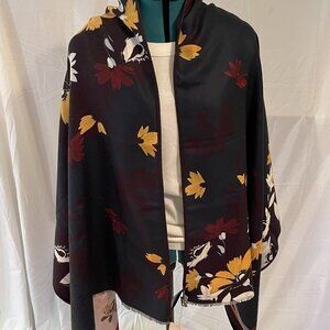 Ted Baker, Wrap. NWT. Great Mother's Day gift!!